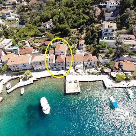 Rose - Apartmani Janovic Luštica Luaran gambar