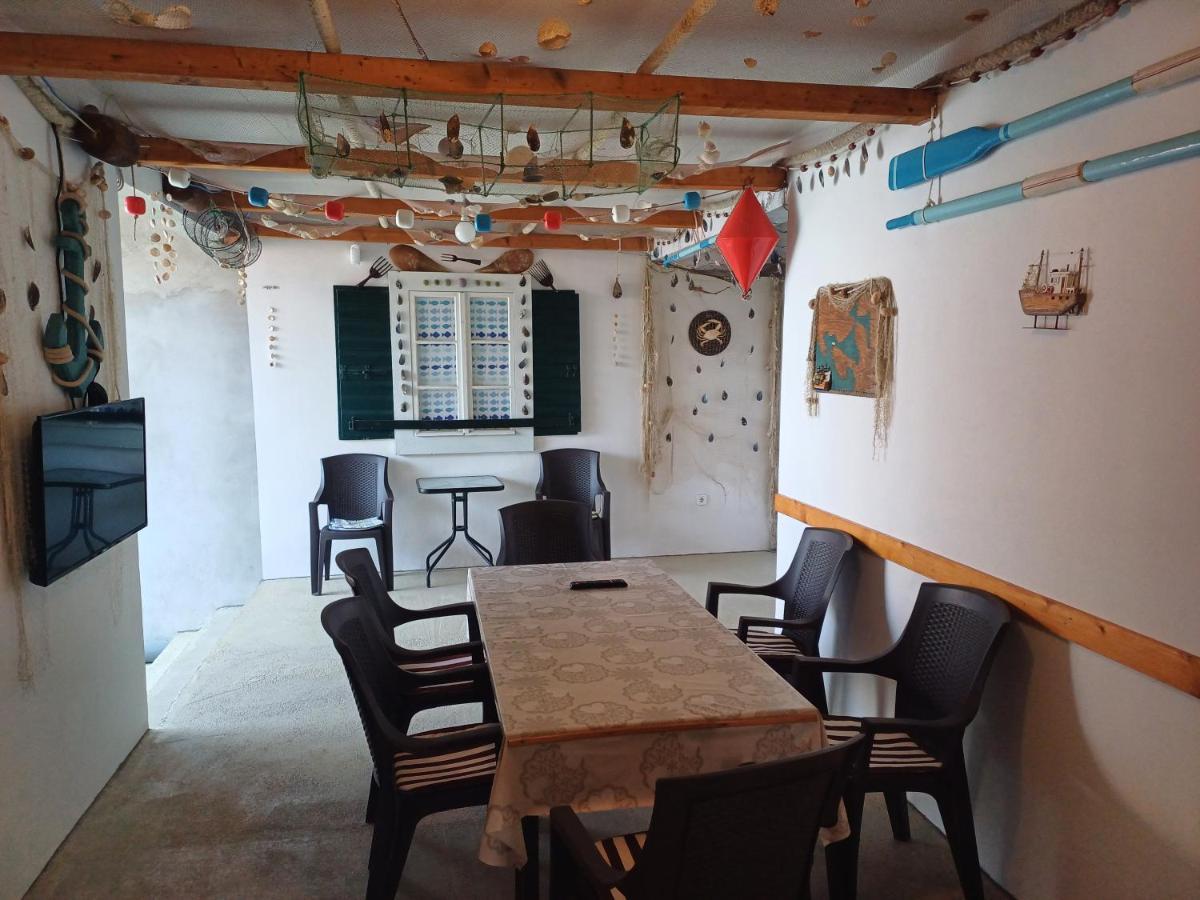 Rose - Apartmani Janovic Luštica Luaran gambar