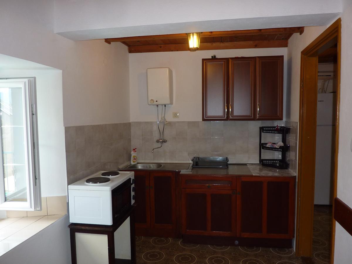 Rose - Apartmani Janovic Luštica Luaran gambar
